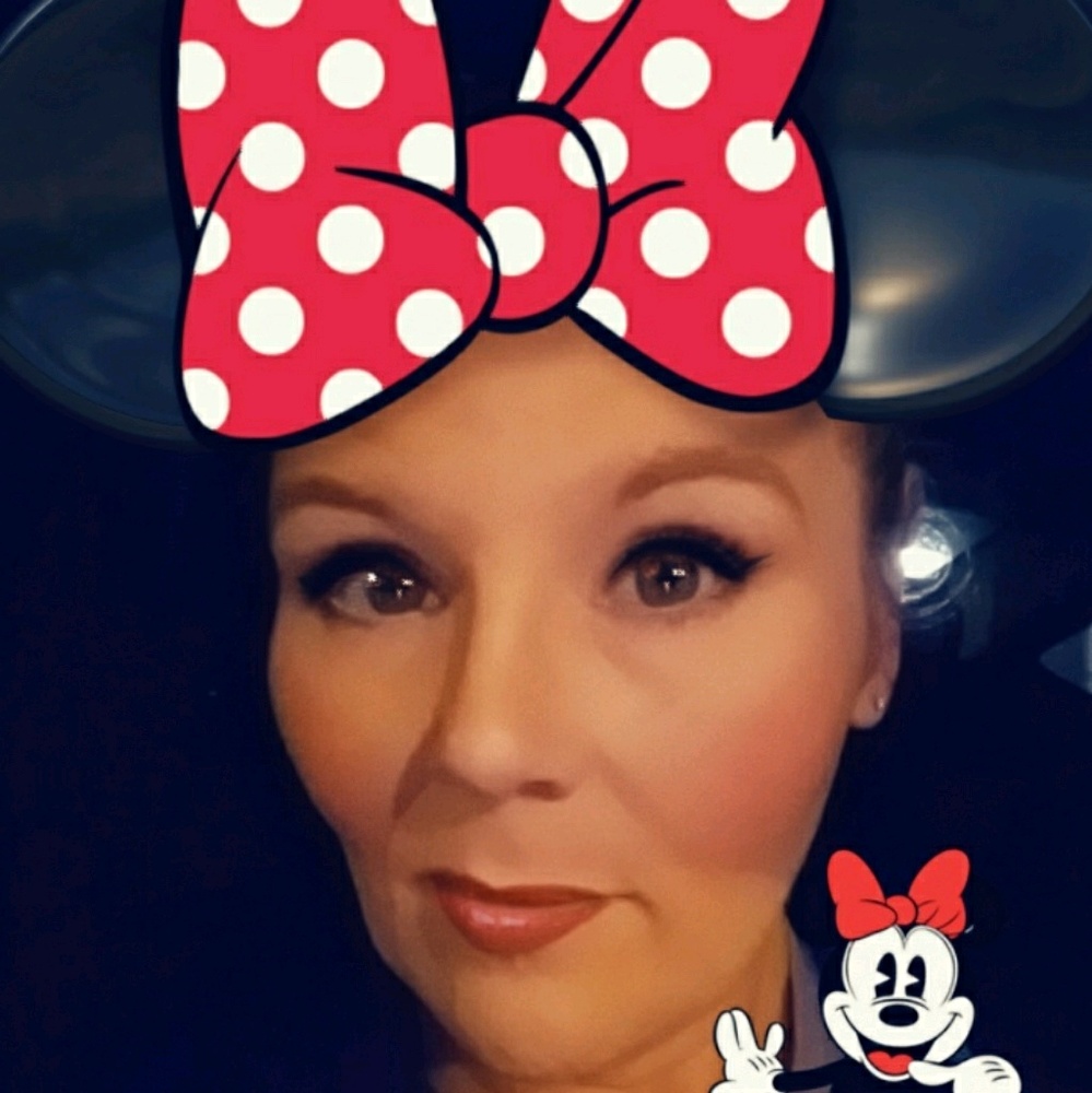 Meet your Posher, Kimberly